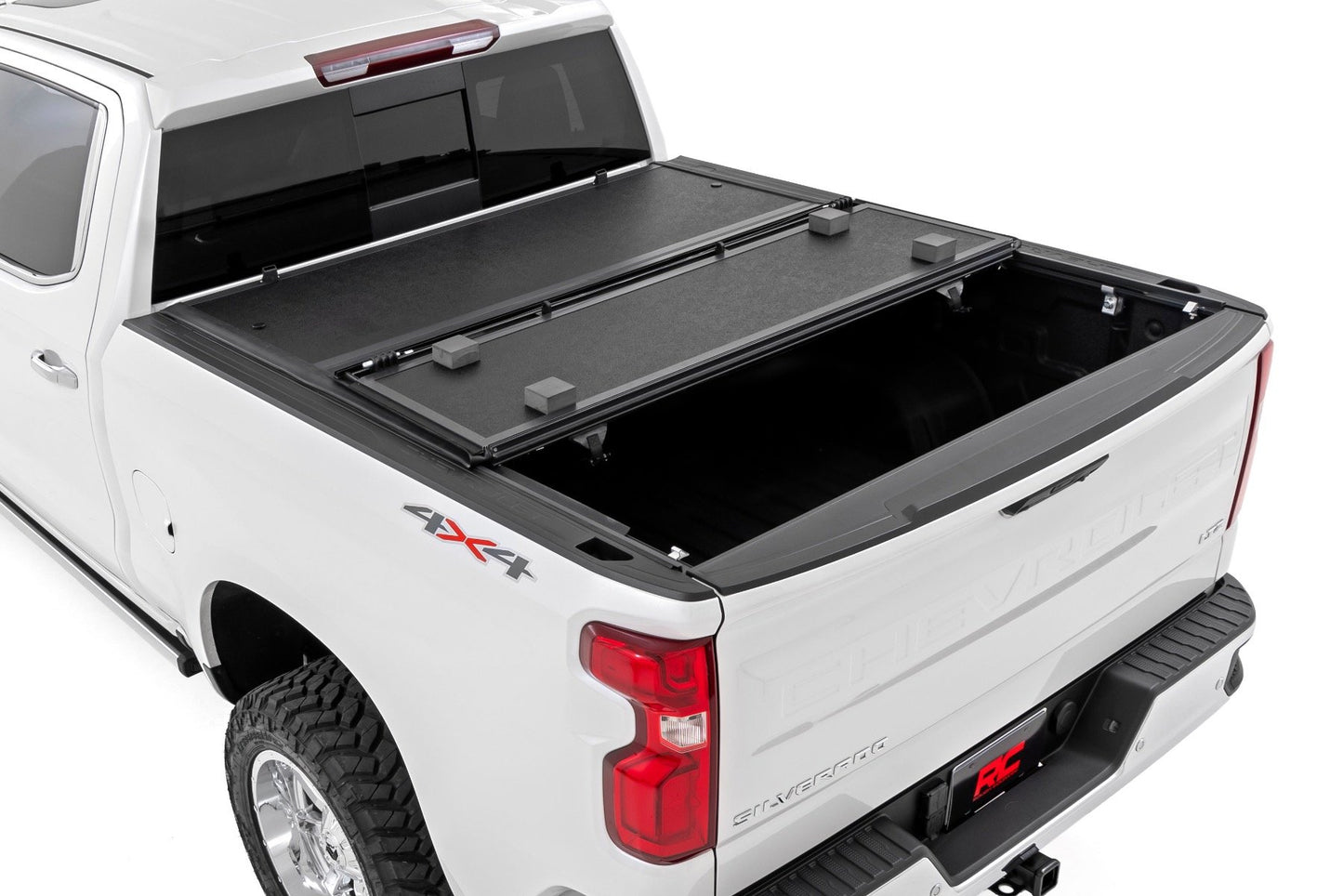 Hard Low Profile Bed Cover 5 Foot 9 Inch Bed Rail Caps Silverado/Sierra 1500/2500HD/3500HD (14-19 & Classic) Rough Country-1