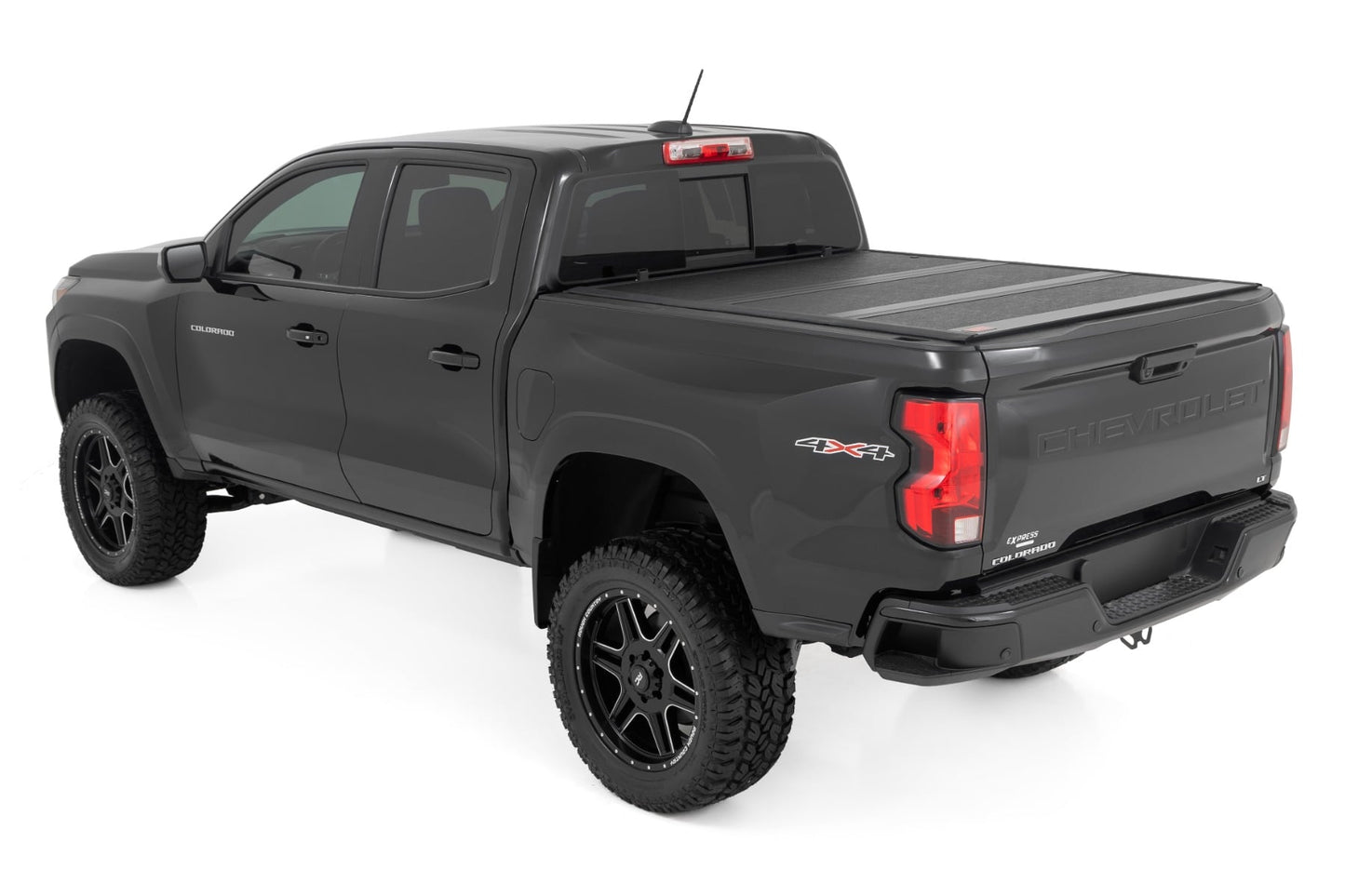 Hard Low Profile Bed Cover 5 Foot Bed Chevy/GMC Canyon/Colorado (15-26) Rough Country-2