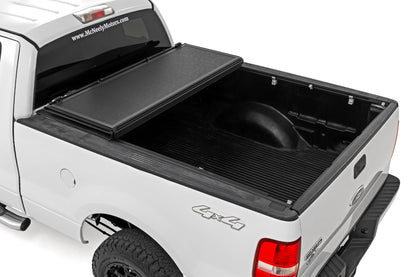 Hard Low Profile Bed Cover 6 Foot 7 Inch Bed Ford F-150 2WD/4WD (2004-2014) Rough Country-1