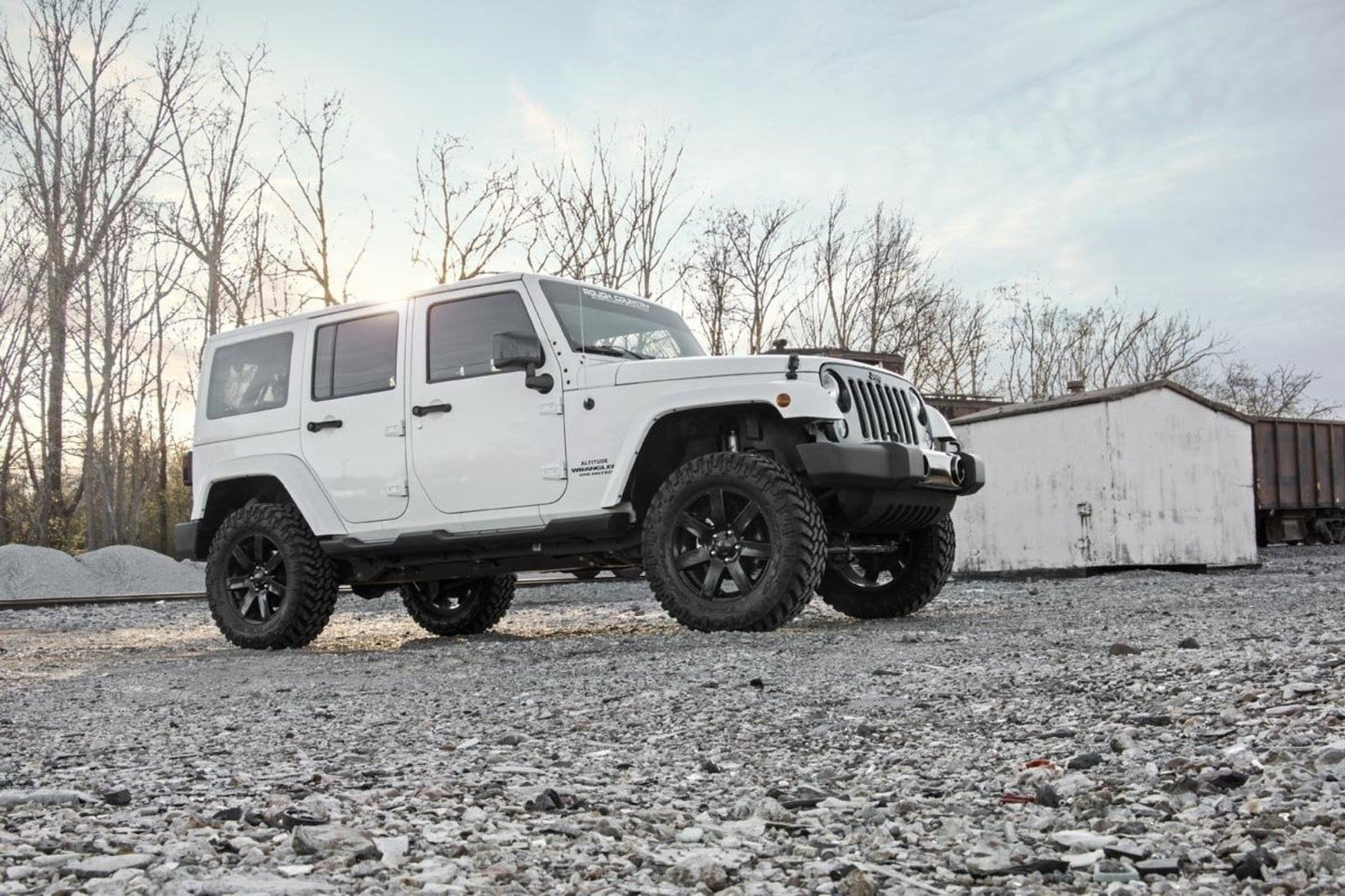 2.5 Inch Lift Kit | Jeep Wrangler Unlimited 2WD/4WD (2007-2018) Rough Country