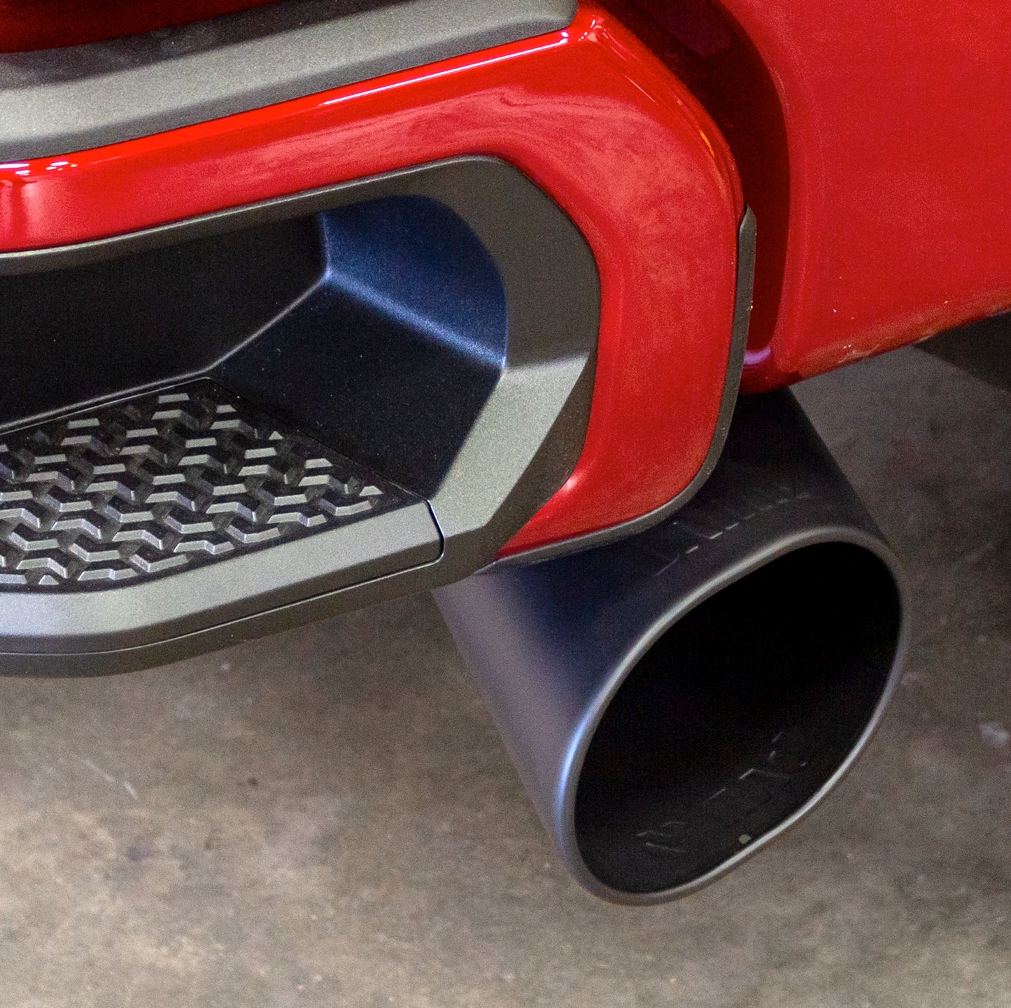 Monster Exhaust System Single Exit Black Tip for 20-22 Chevy/GMC 2500/3500 Banks Power-3