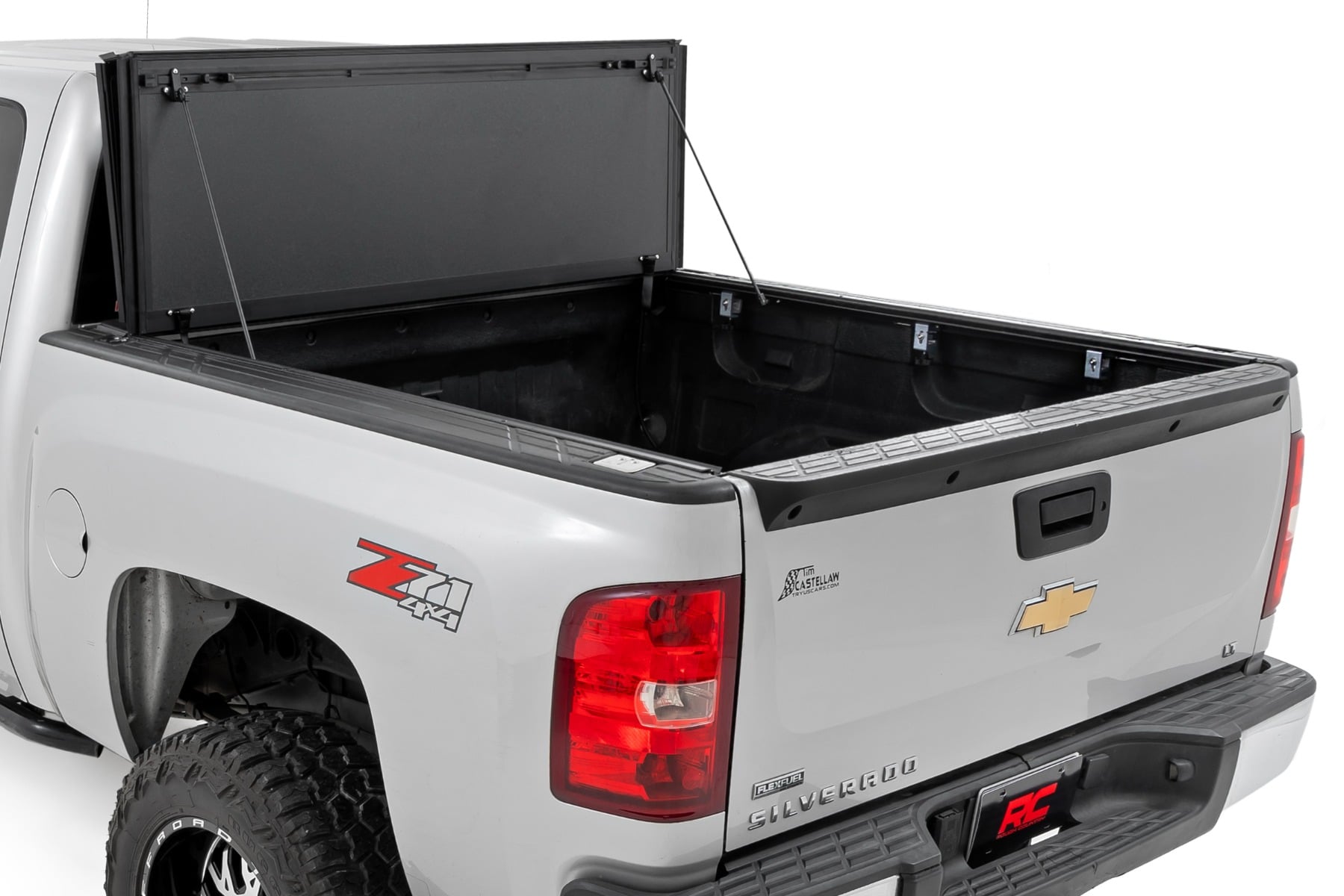 Hard Tri-Fold Flip Up Bed Cover 5 Foot 9 Inch Bed Silverado/Sierra 1500 (07-13) Rough Country-1