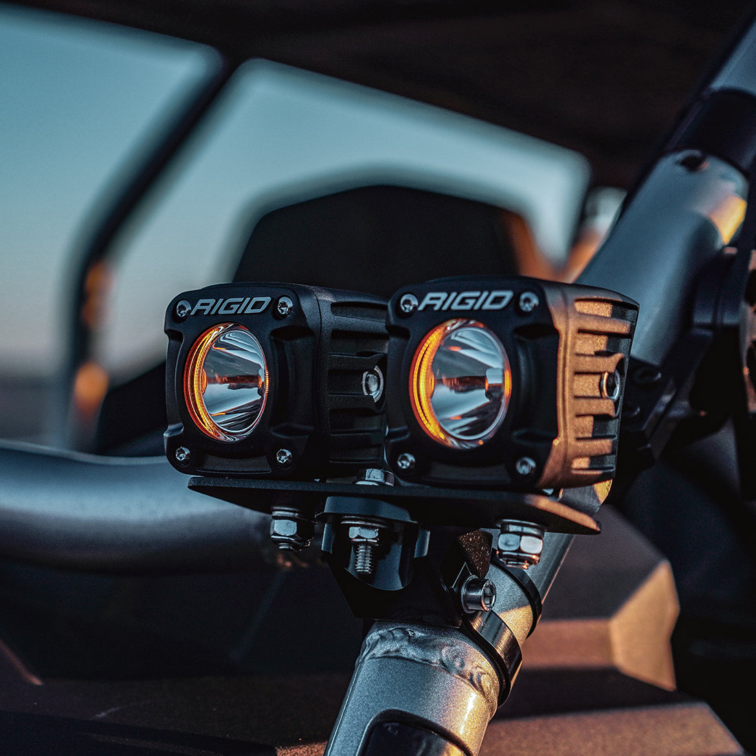 Revolve Pod with Amber Backlight Pair Rigid Industries-1