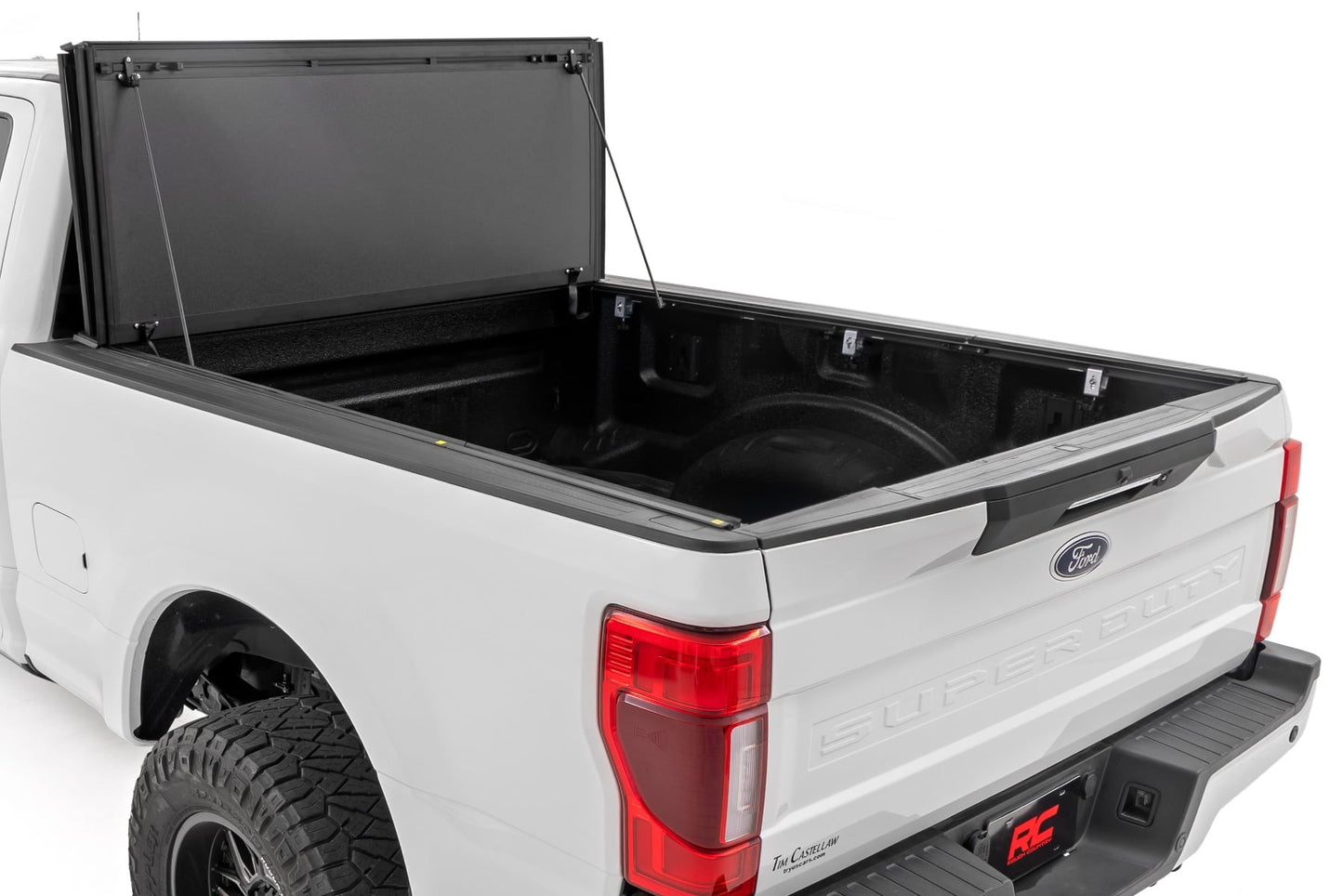 Hard Tri-Fold Flip Up Bed Cover 6 Foot 10 Inch Bed Ford F-250/F-350 Super Duty (17-26) Rough Country-1