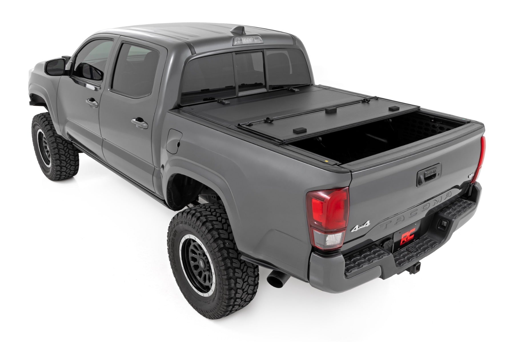 Hard Tri-Fold Flip Up Bed Cover 6 Foot Bed Toyota Tacoma 2WD/4WD (2016-2023) Rough Country-3