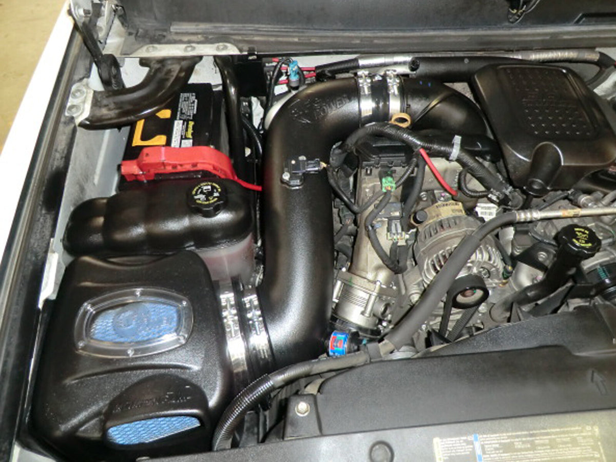 Momentum HD Cold Air Intake System w/ Pro 10R Filter GM Diesel Trucks 07.5-10 V8-6.6L (td) Lmm aFe Power-8