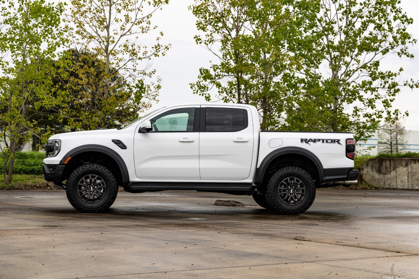 2 Inch Leveling Kit Ford Ranger Raptor 4WD (2024-2026) Rough Country-3