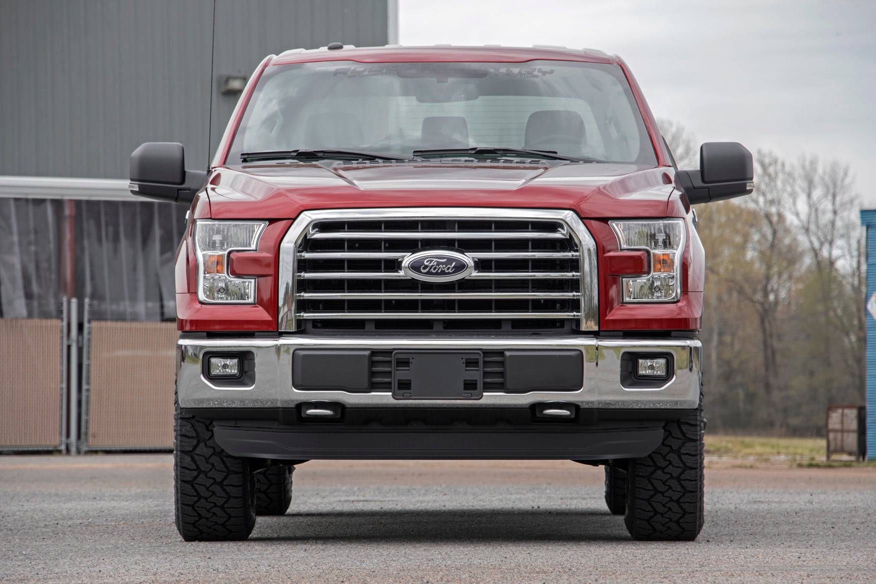 2 Inch Lift Kit M1 Struts/M1 Ford F-150 4WD (2014-2020) Rough Country-1