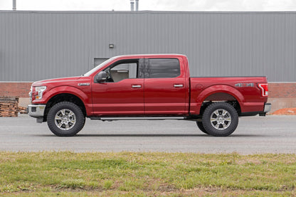 2 Inch Lift Kit M1 Struts/M1 Ford F-150 4WD (2014-2020) Rough Country-2