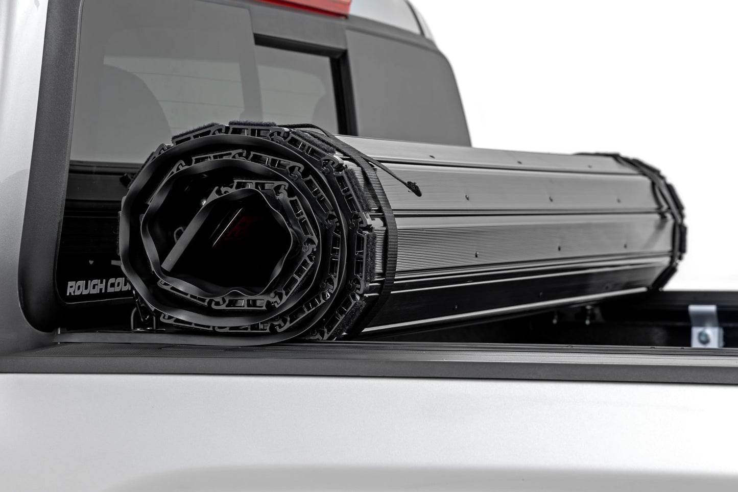 Hard Roll Up Bed Cover 5 Foot Bed Chevy/GMC Canyon/Colorado 2WD/4WD (15-22) Rough Country-3