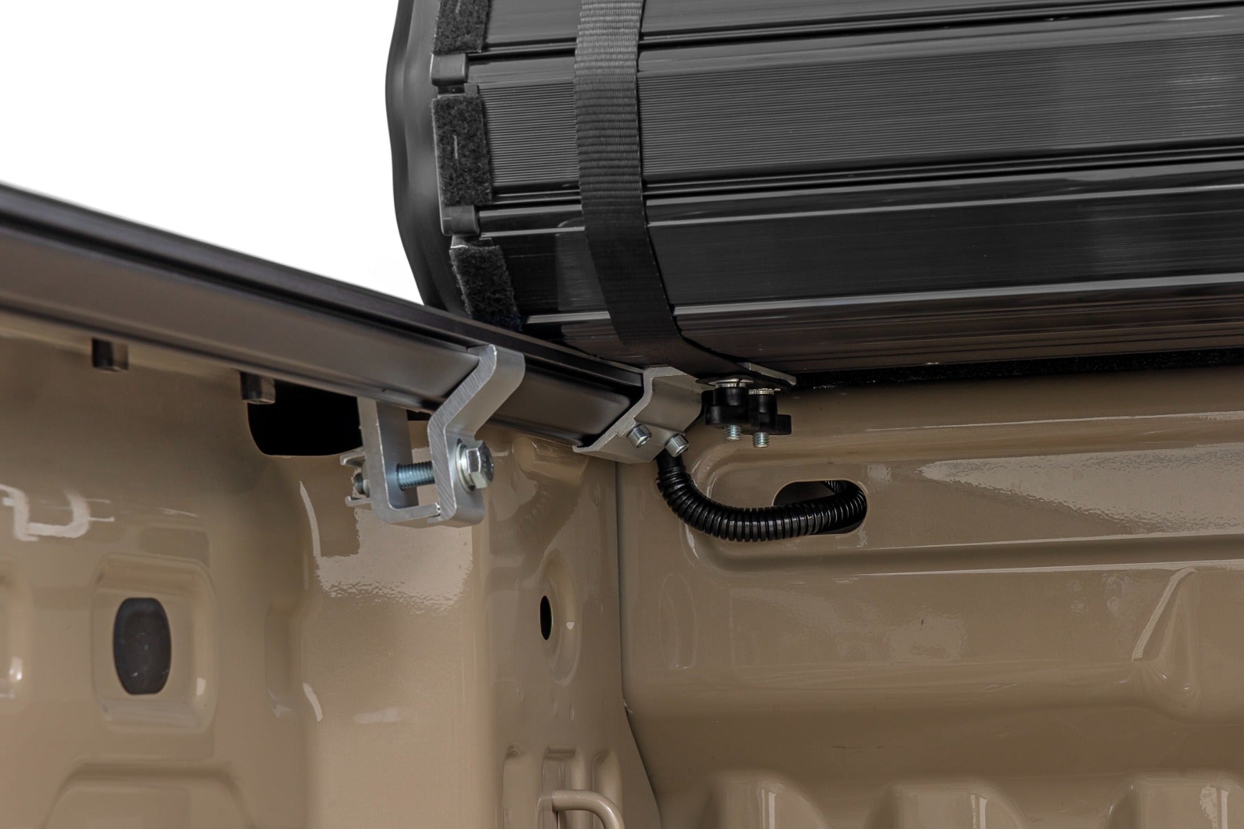 Hard Roll Up Bed Cover 5 Foot Bed Chevy/GMC Canyon/Colorado 2WD/4WD (23-26) Rough Country-4