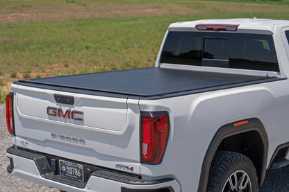 Hard Roll Up Bed Cover 6 Foot 9 Inch Bed Chevy/GMC Silverado/Sierra 2500HD/3500HD (20-26) Rough Country-4