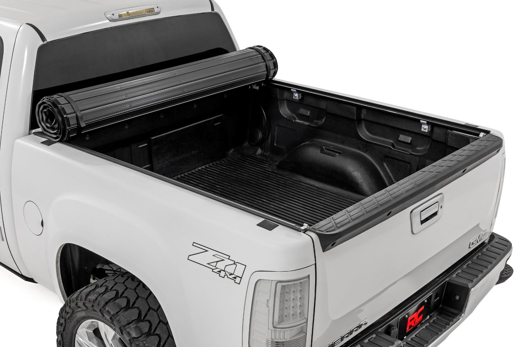Hard Roll Up Bed Cover 5 Foot 9 Inch Bed Silverado/Sierra 1500 (07-13) Rough Country-1
