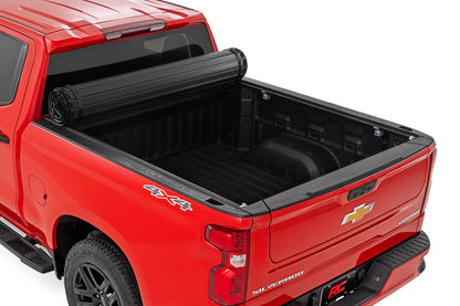 Hard Roll Up Bed Cover 6 Foot 7 Inch Bed Chevy/GMC Sierra 1500 (19-26)/Silverado 1500 (19-26) Rough Country-1