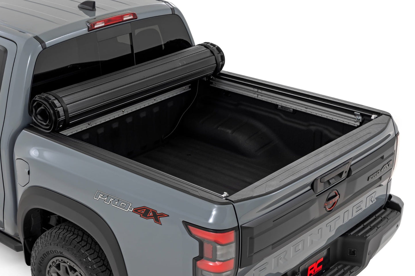 Hard Roll Up Bed Cover 5 Foot Bed Nissan Frontier 2WD/4WD (2022-2026) Rough Country-1