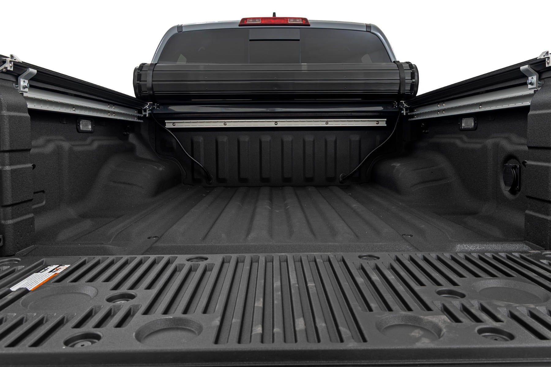 Hard Roll Up Bed Cover 5 Foot Bed Nissan Frontier 2WD/4WD (2022-2026) Rough Country-4