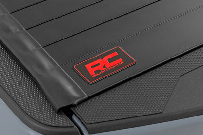 Hard Roll Up Bed Cover 5 Foot Bed Nissan Frontier 2WD/4WD (2022-2026) Rough Country-5