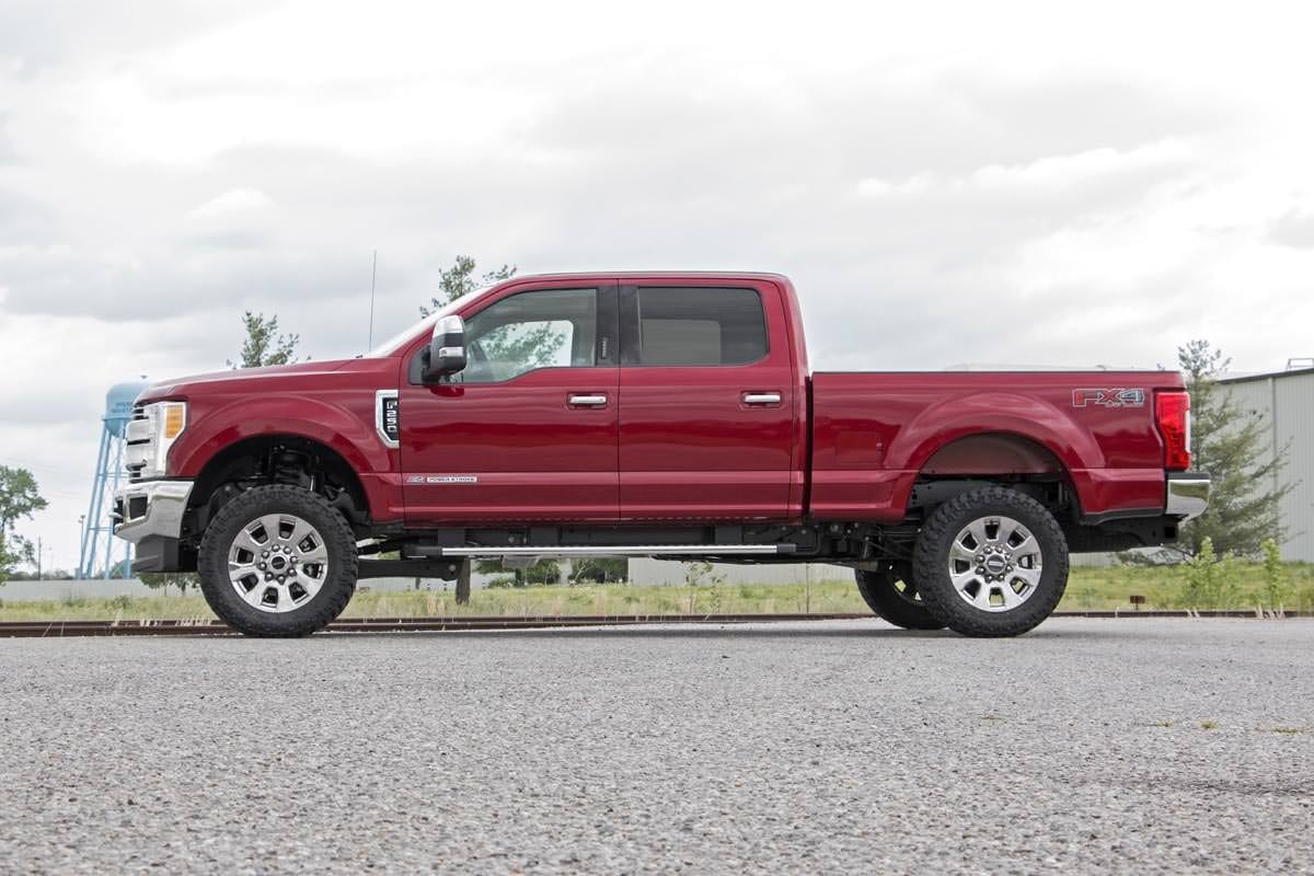3 Inch Lift Kit V2 Front Gas Coils Ford F-250 Super Duty 4WD (17-22) Rough Country-3