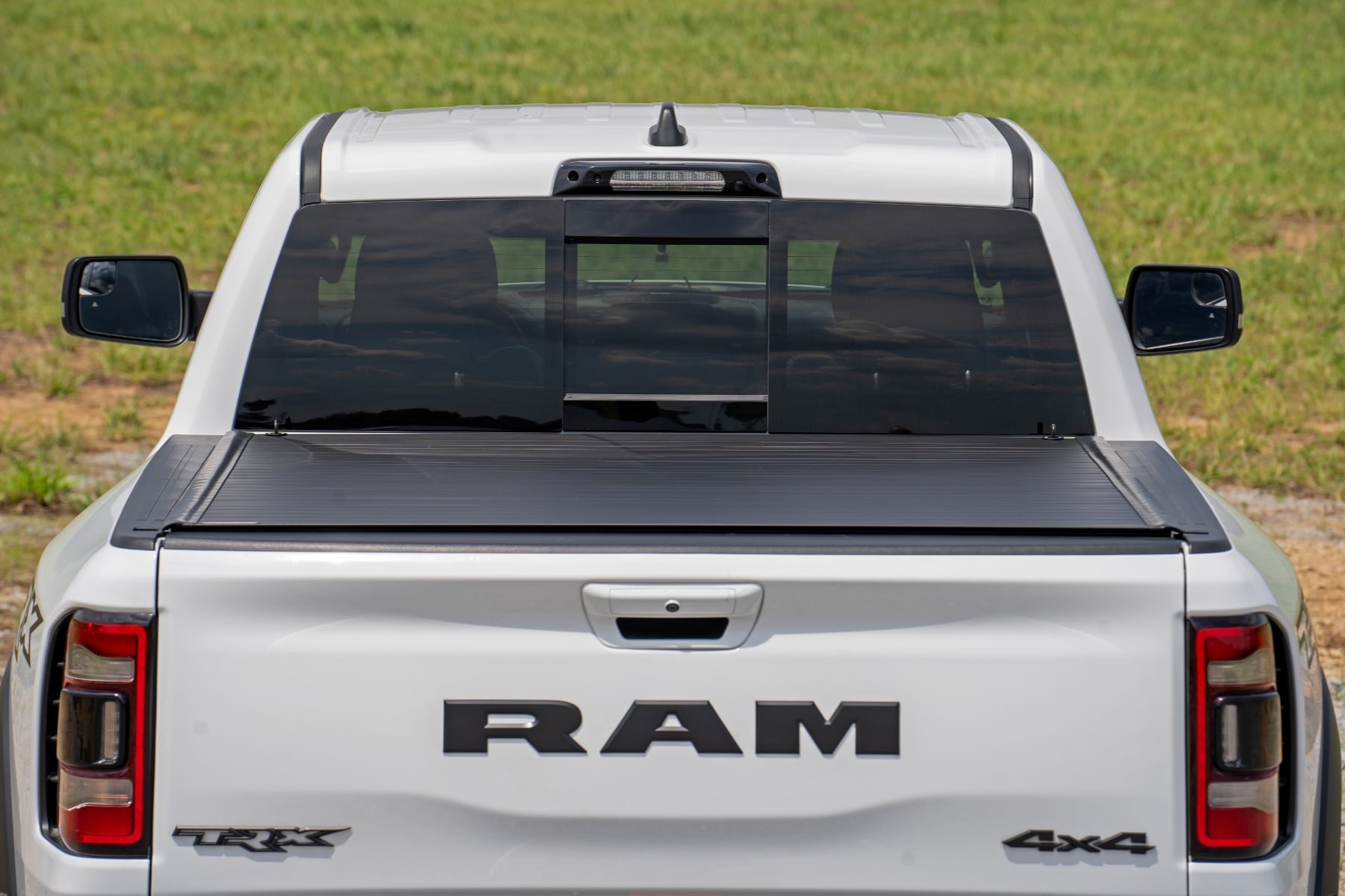 Hard Roll Up Bed Cover 5 Foot 7 Inch Bed Ram 1500 (19-26)/1500 TRX (21-24) Rough Country-4