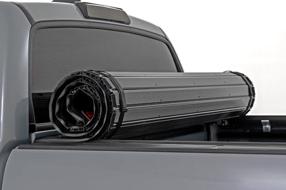 Hard Roll Up Bed Cover 5 Foot 7 Inch Bed Toyota Tundra 2WD/4WD (2007-2021) Rough Country-4
