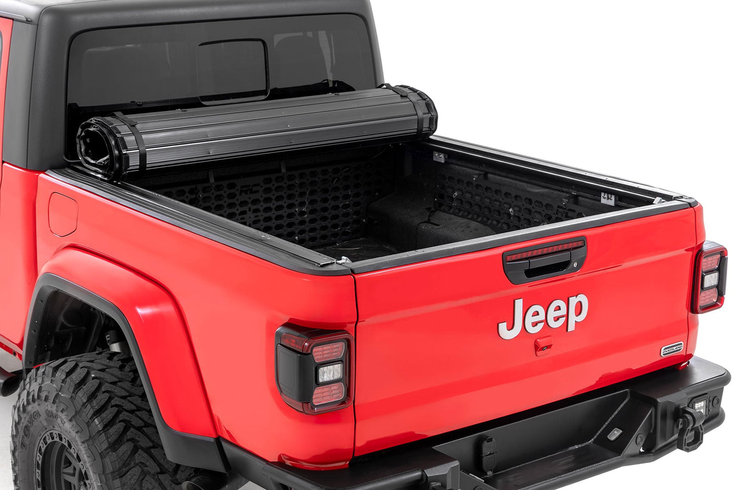 Hard Roll Up Bed Cover 5 Foot Bed Jeep Gladiator JT 4WD (2020-2025) Rough Country-1
