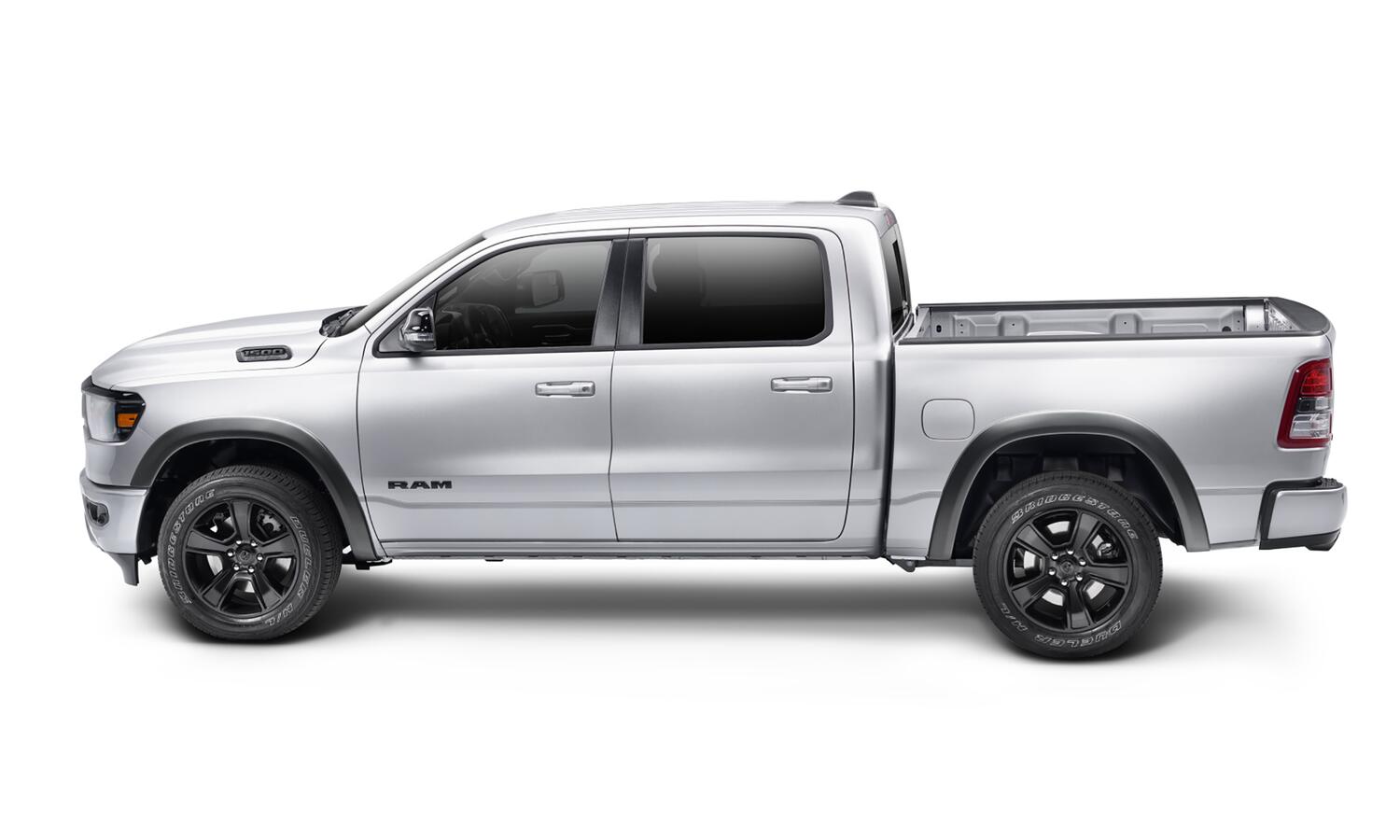 Black OE Style Smooth Finish 4-Piece Fender Flare Set For 2019-2022 Ram 1500 Will Not Fit Rebel And Trx Models Bushwacker-2