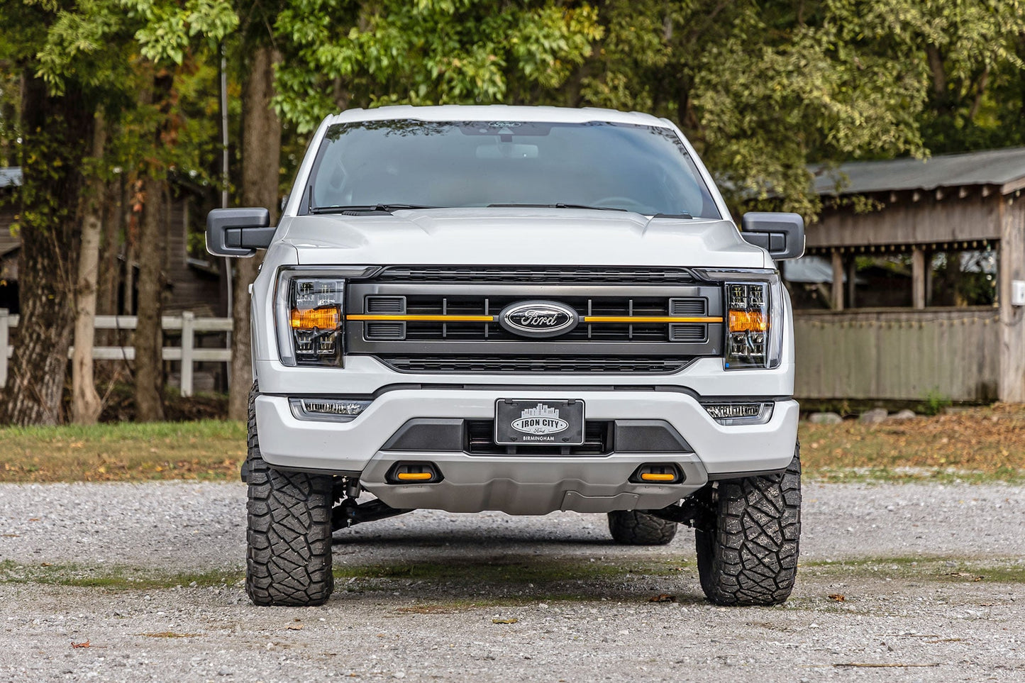 2.5 Inch Lift Kit M1 Struts Ford F-150 Tremor 4WD (2021-2025) Rough Country-1