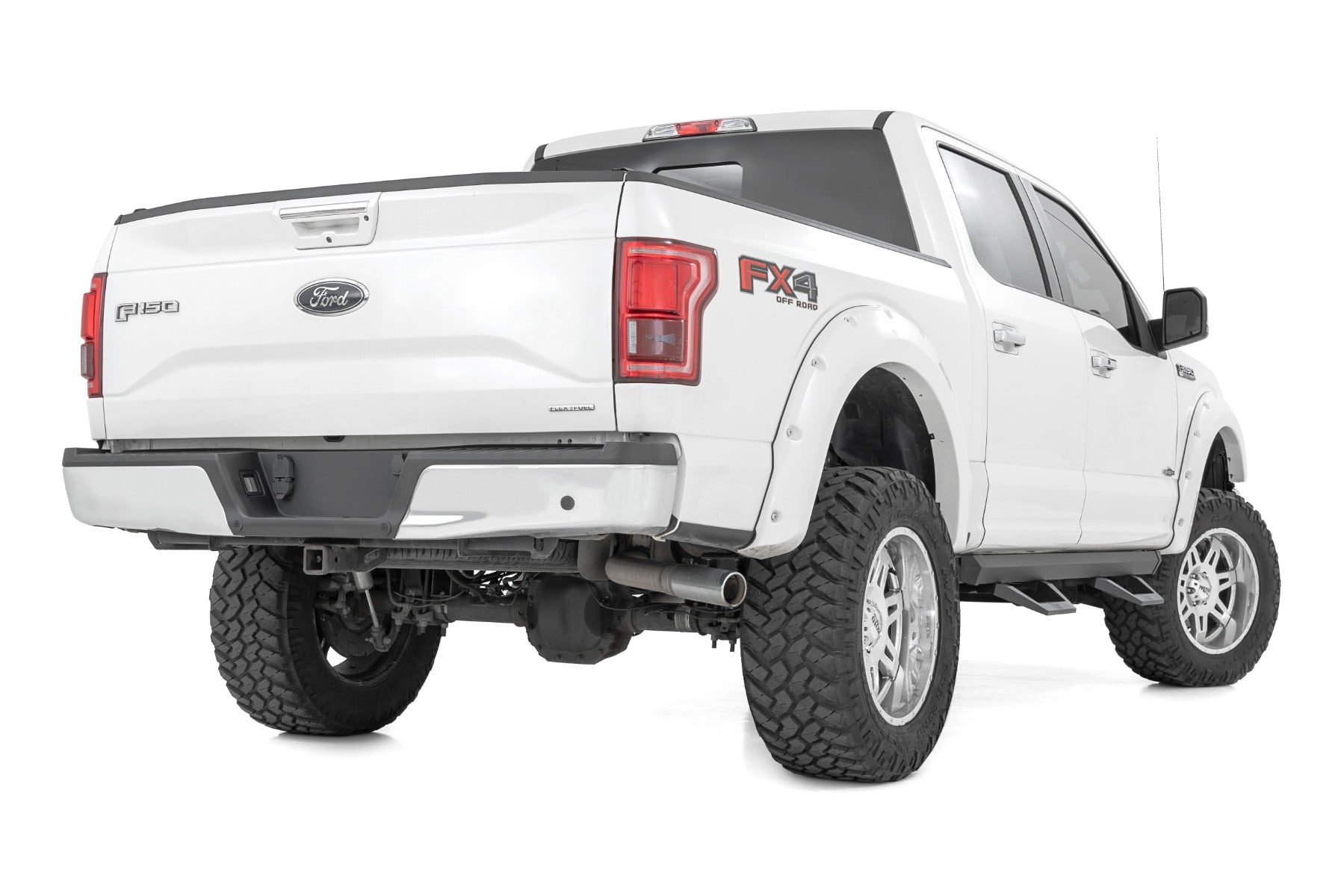 Rough Country SRX2 Adjustable Aluminum Step Crew Cab 15-22 Ford F-150/17-22 Super Duty Rough Country