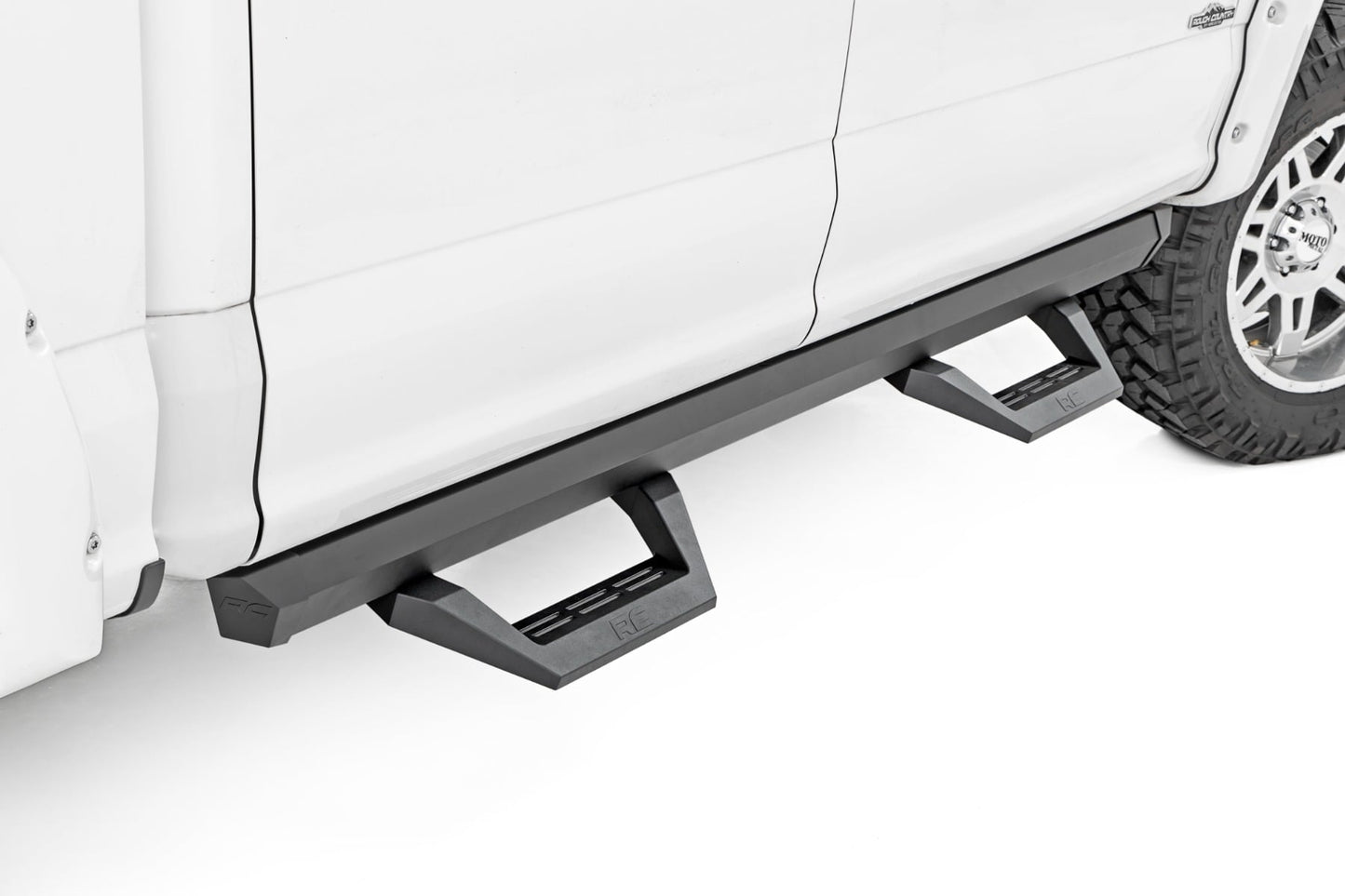 SRX2 Adj Aluminum Step Crew Cab Ford F-150/Lightning/F-250/F-350/Raptor (15-26) Rough Country-3
