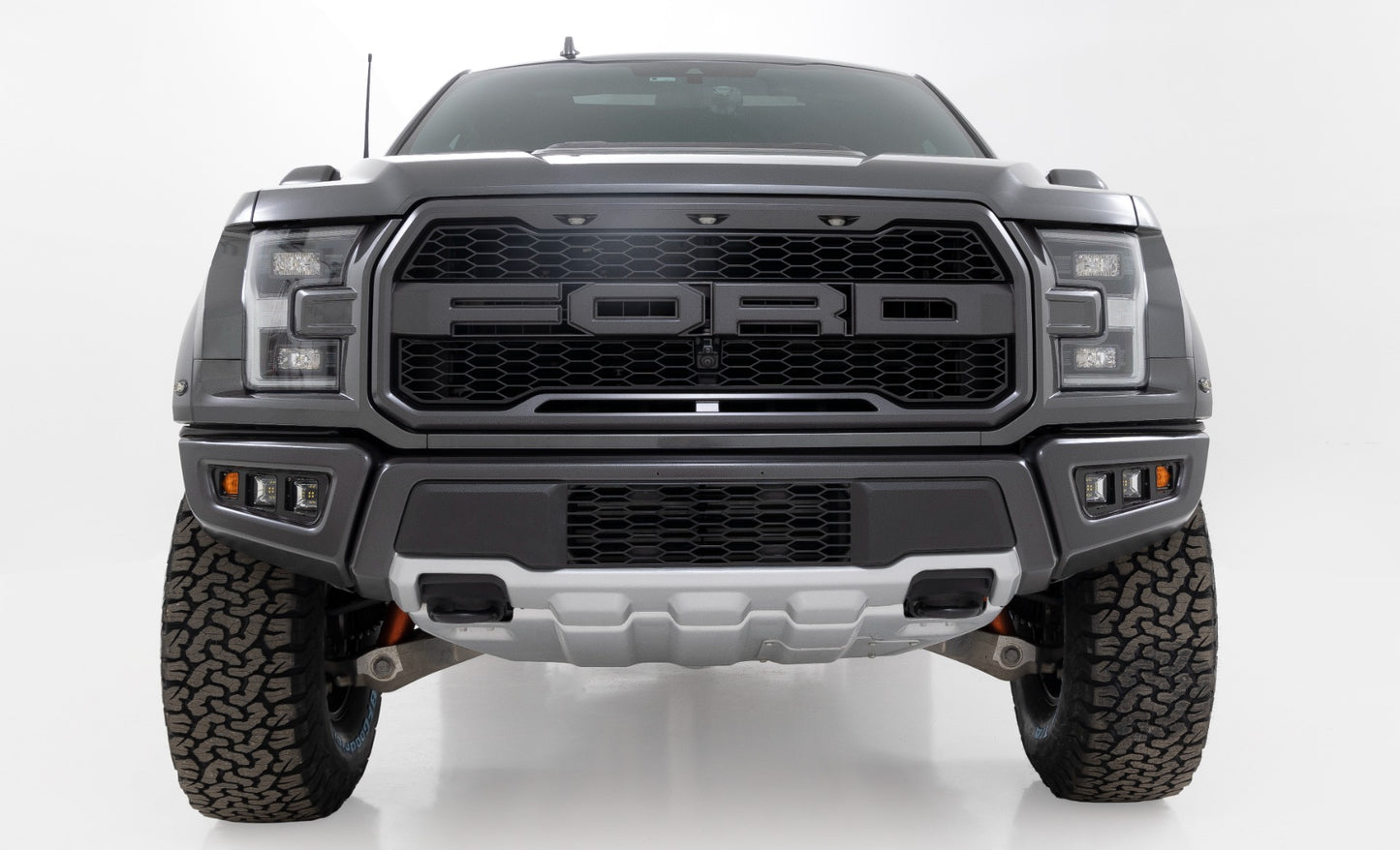 Rough Country 2.5 Inch Lift Kit Ford Raptor 4WD (19-20) Rough Country