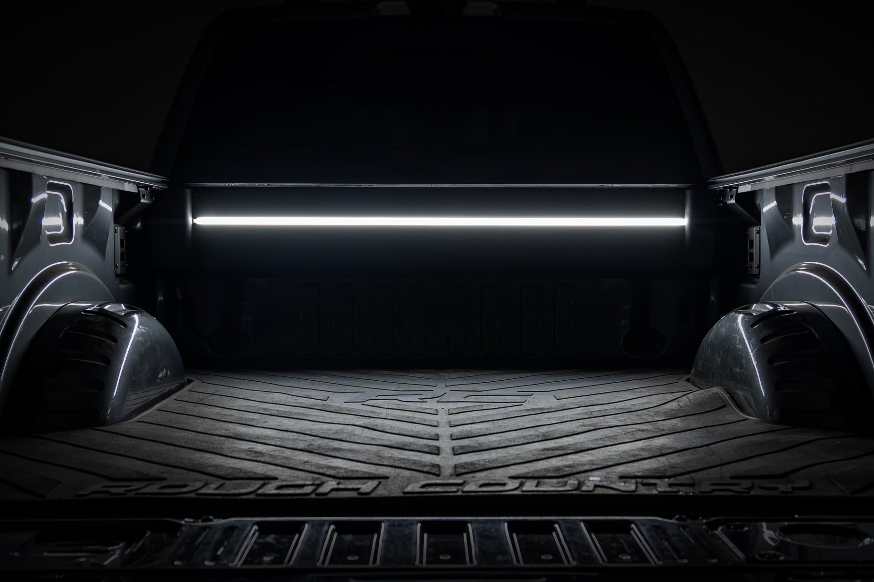 Powered Retractable Bed Cover 6 Foot 10 Inch Bed Ford F-250/F-350 Super Duty (17-26) Rough Country-3