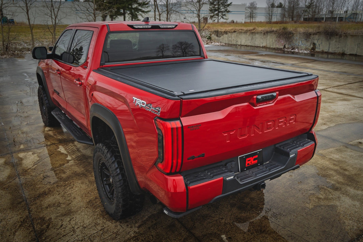 Powered Retractable Bed Cover 5 Foot 7 Inch Bed Toyota Tundra 2WD/4WD (2022-2026) Rough Country-5