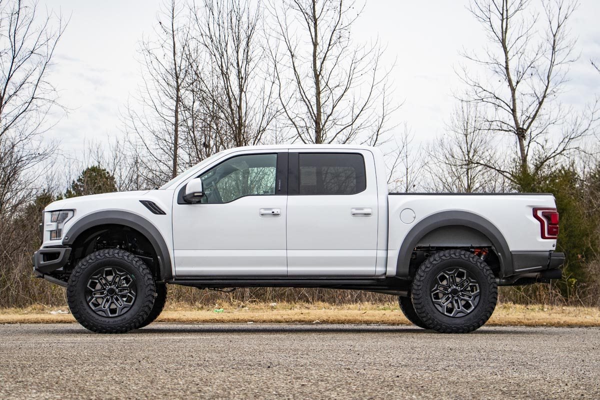 4.5 Inch Lift Kit Ford Raptor 4WD (2019-2020) Rough Country-2