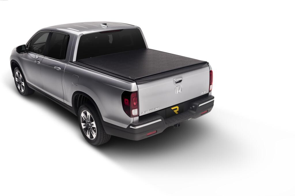 Lo Pro Tonneau Cover Black 2005-2016 Honda Ridgeline Truxedo