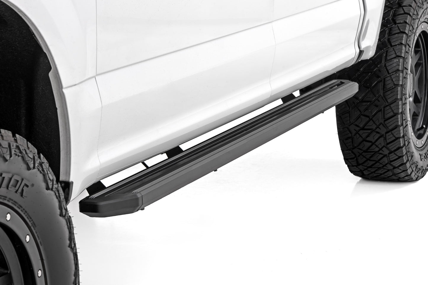 Multi-Color LED Running Boards Crew Cab Ford F-150/Lightning/F-250/F-350/Raptor (15-26) Rough Country-3