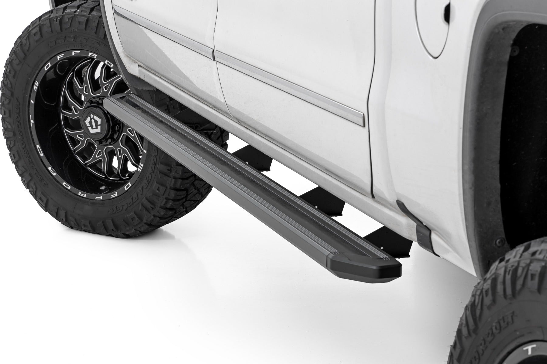 Multi-Color LED Running Boards Crew Cab Silverado/Sierra 1500/2500HD/3500HD (07-19 & Classic) Rough Country-2