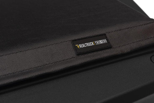 Lo Pro Tonneau Cover Black Tonneau Cover 2005-2015 Toyota Tacoma 5 Foot Bed Truxedo