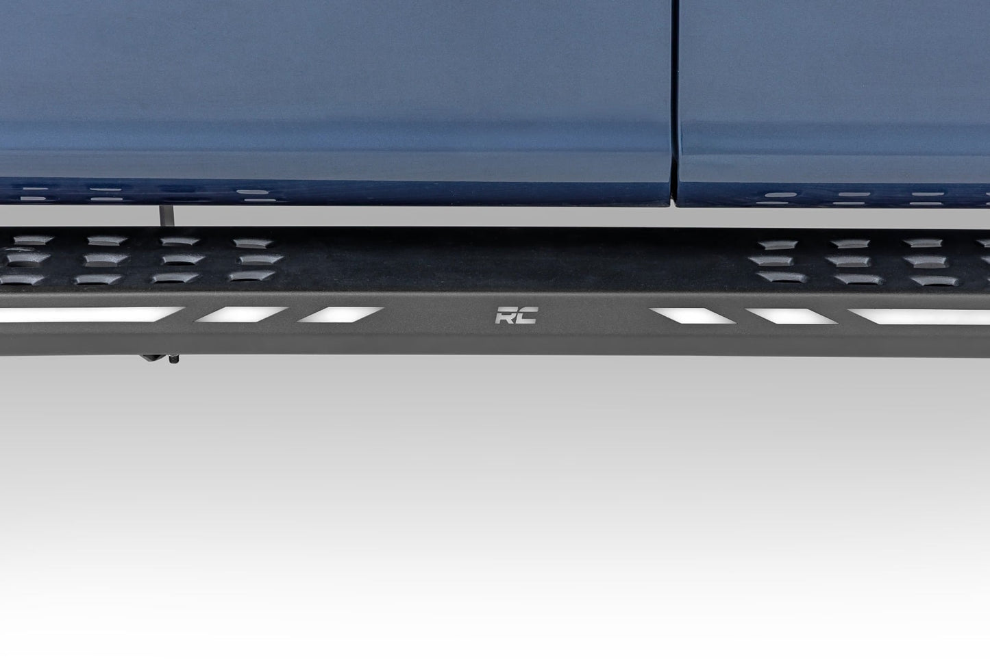 AC2 Running Boards Amber/White Crew Cab Ford F-150/Lightning/F-250/F-350/Raptor (15-26) Rough Country-4