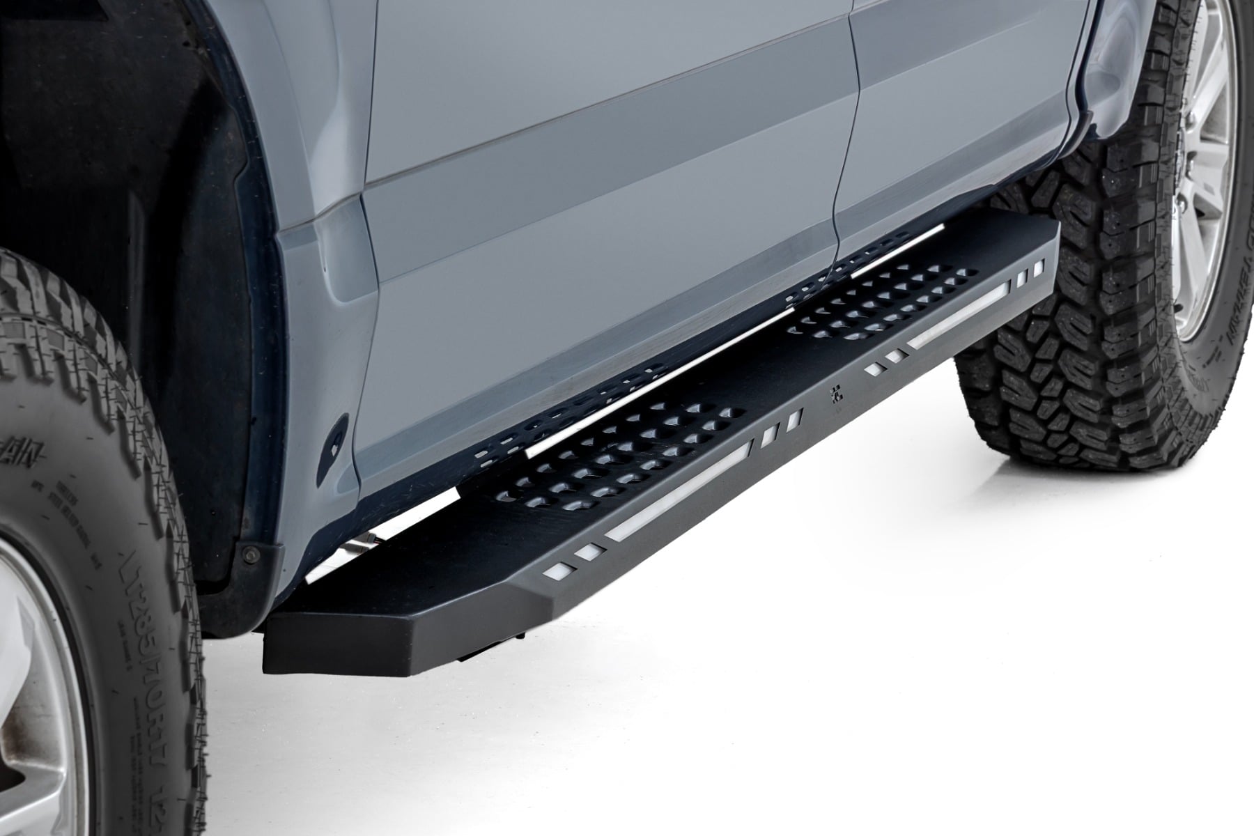 AC2 Running Boards Amber/White Crew Cab Ford F-150/Lightning/F-250/F-350/Raptor (15-26) Rough Country-5