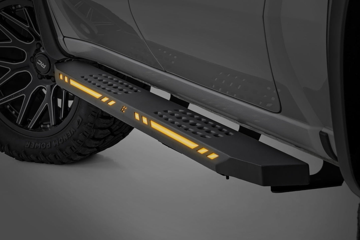 AC2 Running Boards Amber/White Crew Cab Silverado/Sierra 1500/2500HD/3500HD (19-26) Rough Country-1