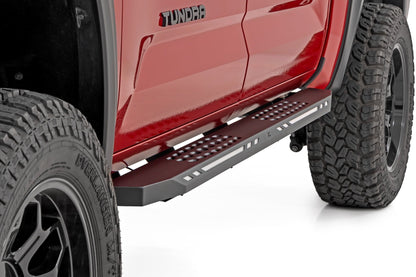 AC2 Running Boards Amber/White CrewMax Toyota Tundra 2WD/4WD (22-26) Rough Country-4