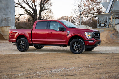 2 Inch Lift Kit M1 Struts/M1 Ford F-150 4WD (2021-2026) Rough Country-2