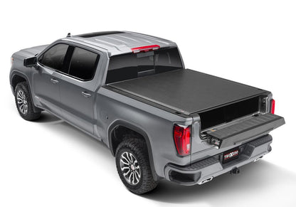 Lo Pro Tonneau Cover Black 2019 (New Body Style)-2026 Silverado/Sierra 1500 6 Foot 7 Inch Bed Truxedo-1