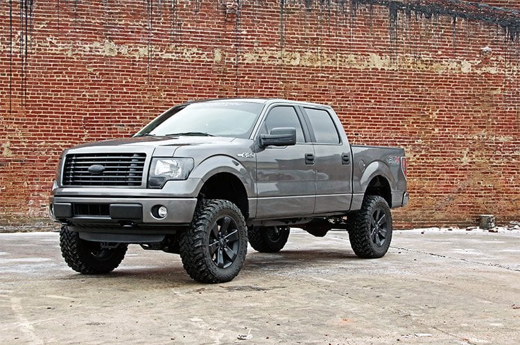 6 Inch Lift Kit M1 Struts/M1 Ford F-150 4WD (2011-2013) Rough Country-5
