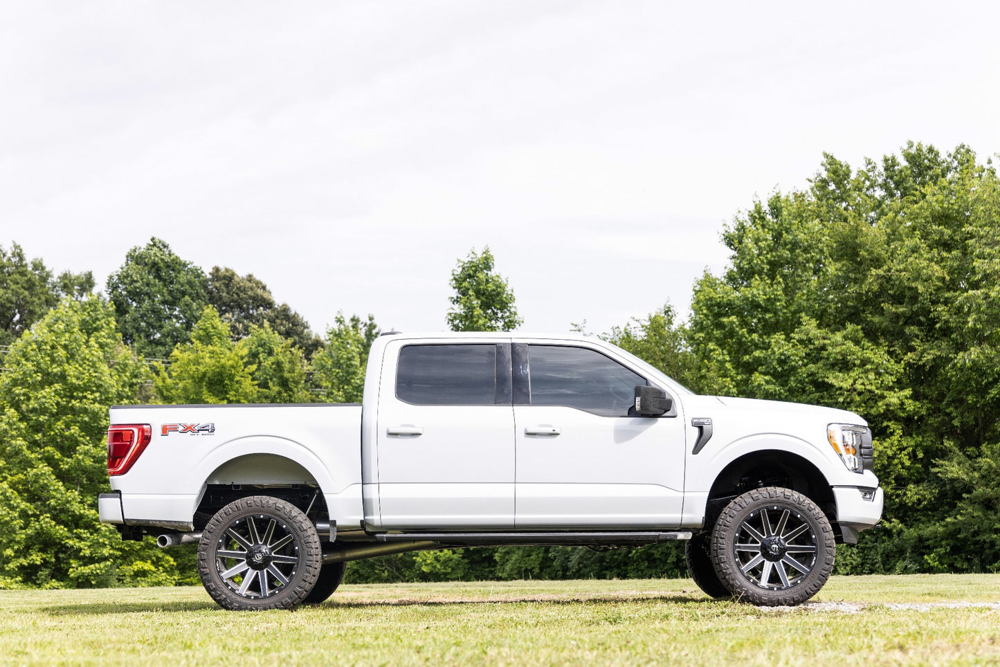 Rough Country 6 Inch Lift Kit Ford 2021 F-150 4WD Rough Country