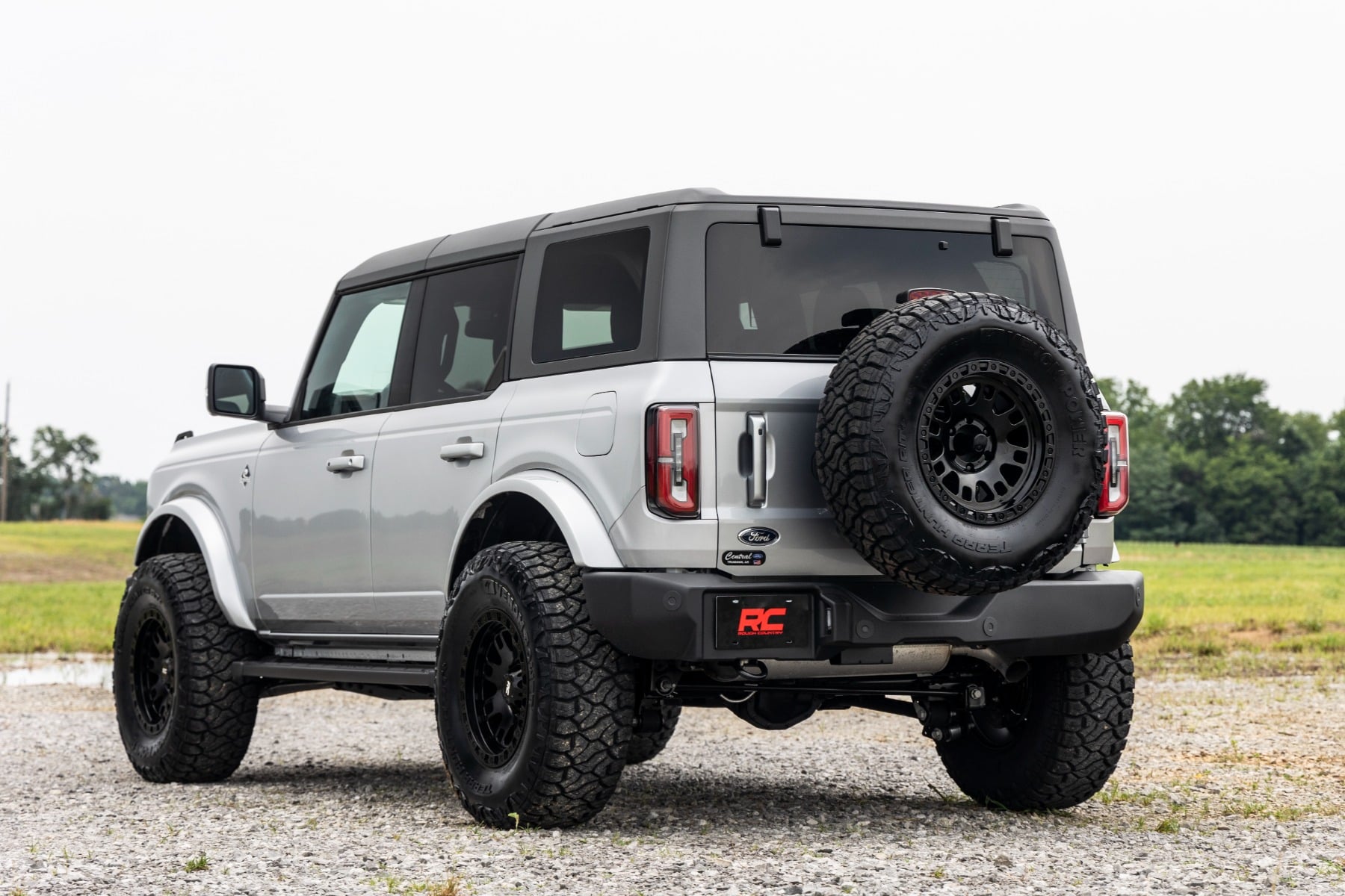2 Inch Lift Kit M1 Lifted Struts Ford Bronco 4WD (2021-2025) Rough Country-4