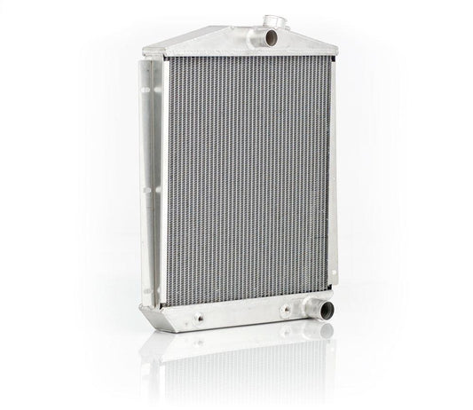 Downflow Radiator Factory-Fit Natural Finish for 47-54 Chevrolet 1/2, 3/4, 1 Ton Pickups/Suburban w/Auto Trans Radiator Be Cool