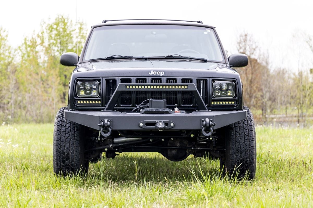 3 Inch Lift Kit RR Springs M1 Jeep Cherokee XJ 2WD/4WD (1984-2001) Rough Country-2