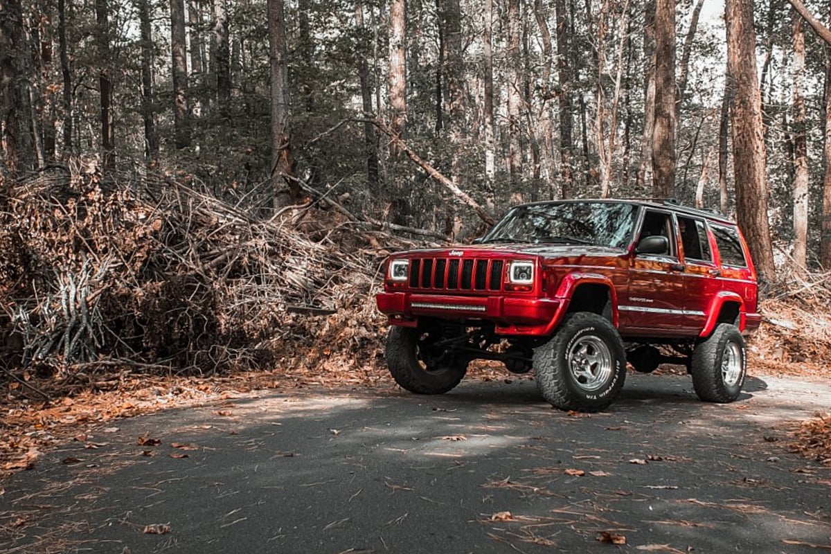 4.5 Inch Lift Kit RR springs Jeep Cherokee XJ 2WD/4WD (1984-2001) Rough Country-2
