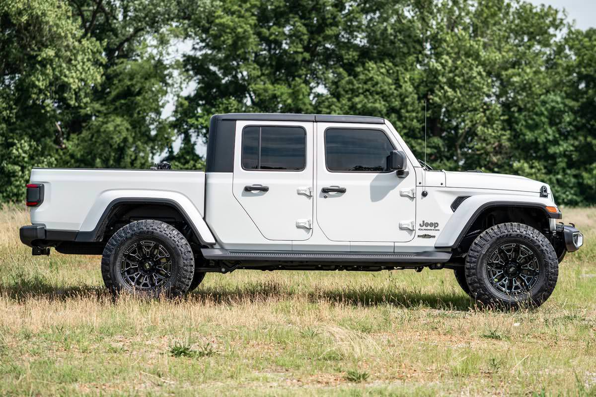 2.5 Inch Leveling Kits Springs Jeep Gladiator JT 4WD (2020-2023) Rough Country-4